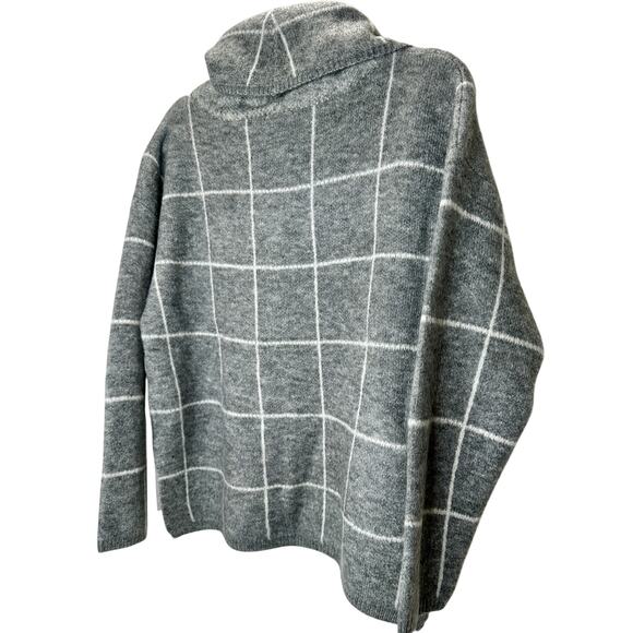 NWT Lumiere Gray & White Windowpane Cowl Neck Sweater S - Picture 12 of 14